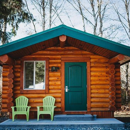 Port Hardy Cabins Motel Esterno foto